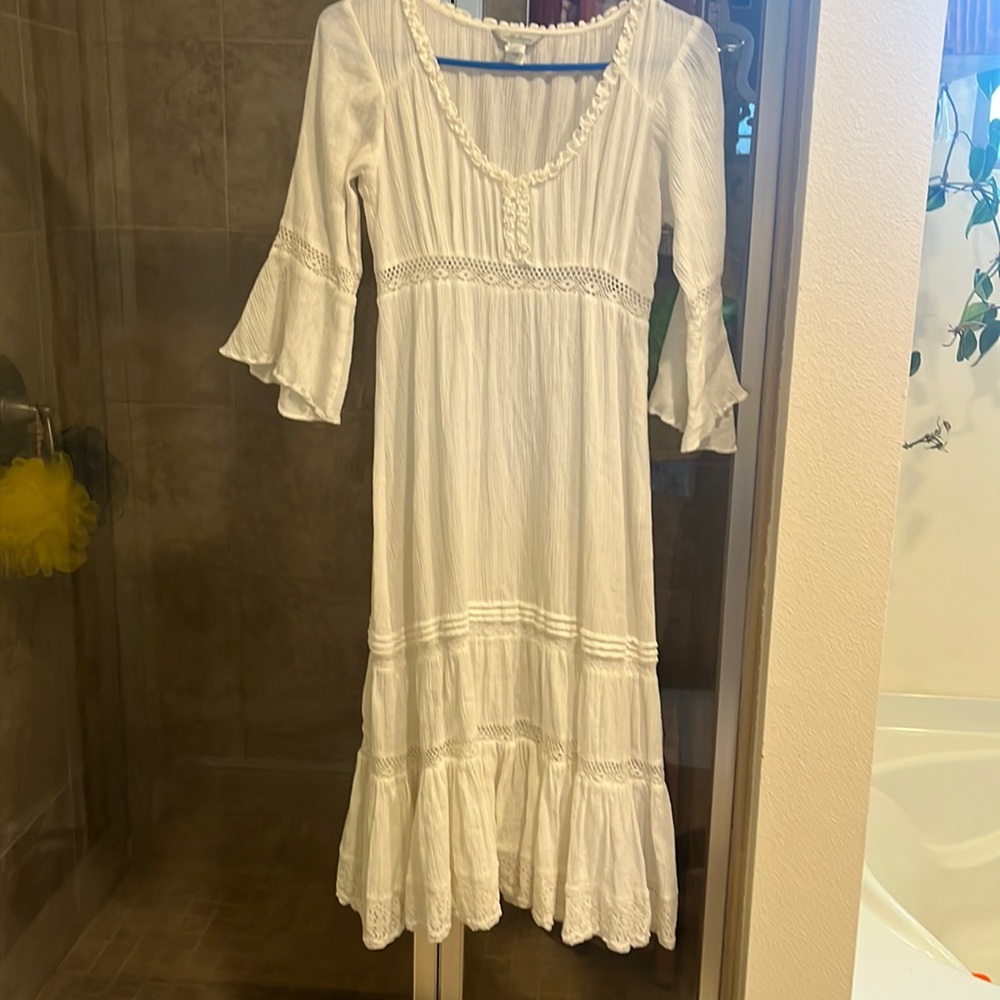 Bell sleeve linen midi dress